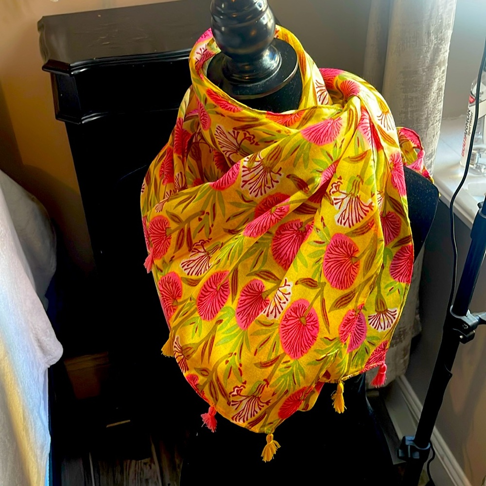 Urban Honesti Boho Scarf Never Worn😉
